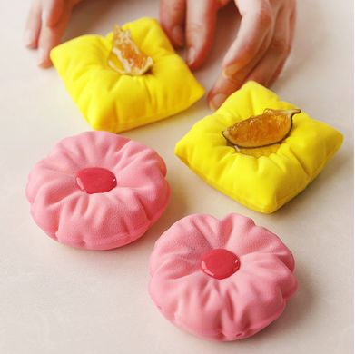 Kit Pillow mini cake silicone mould handmade